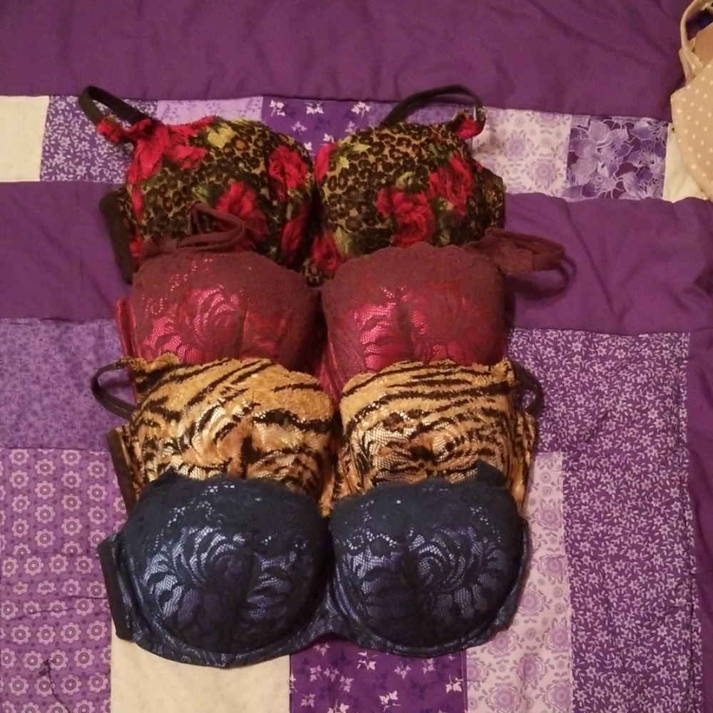 Victoria's Secret Very Sexy Balconet Push up Bras